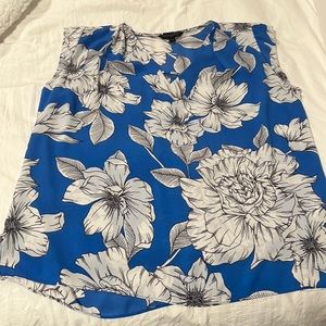 Banana Republic floral print blouse